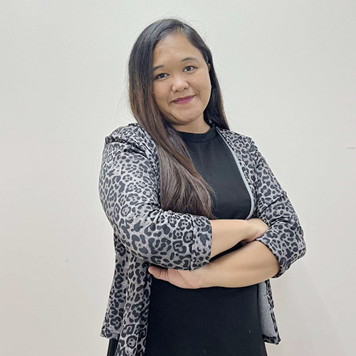 Vanessa Rizon - HR Specialist